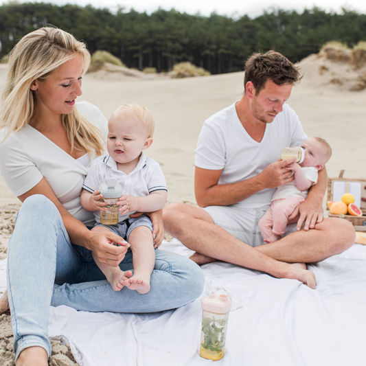 How To Choose The Right Baby Bottle For Your Newborn